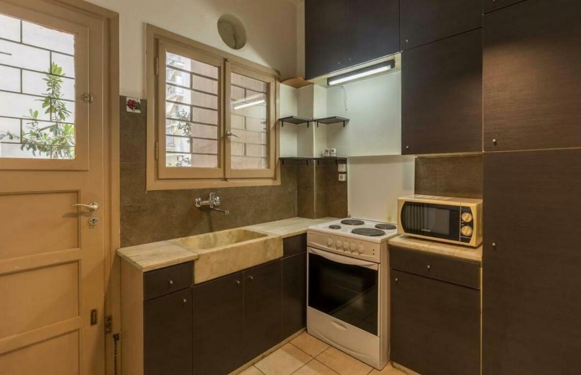 Holodek Apartments Ground & Semibasement Атина Екстериор снимка